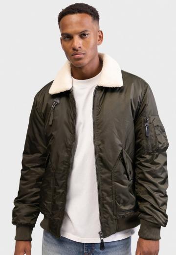 Куртка бомбер