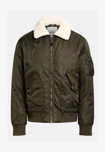 Куртка бомбер