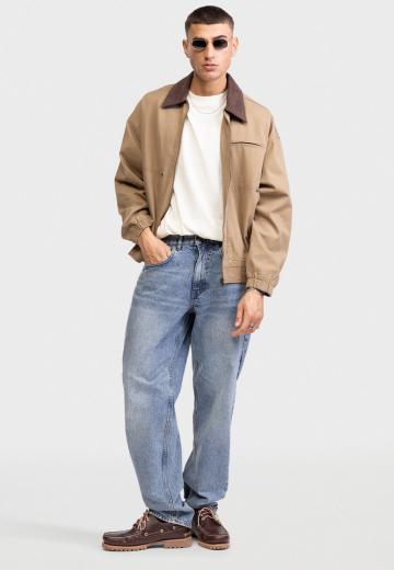 Прямые джинсы