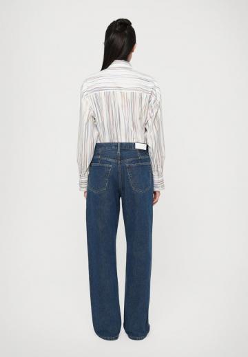 Джинсы бойфренда