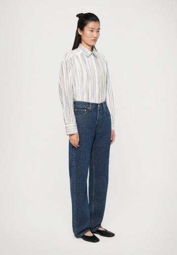 Джинсы бойфренда