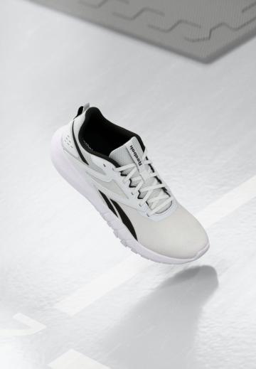 Тренировочные кроссовки