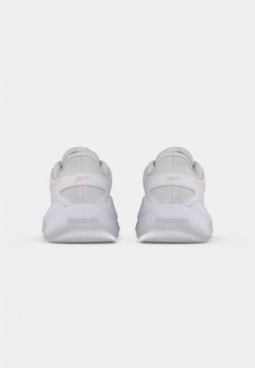 Тренировочные кроссовки