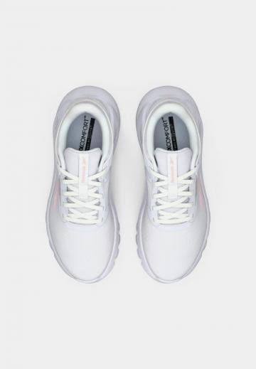 Тренировочные кроссовки