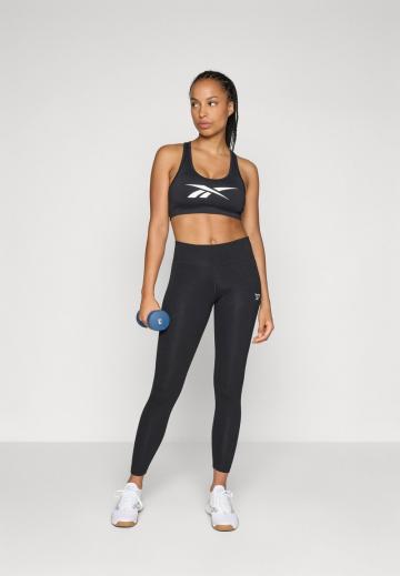 Спортивный бюстгальтер