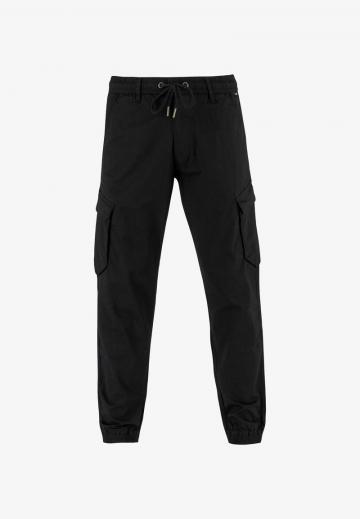 Брюки с накладными карманами