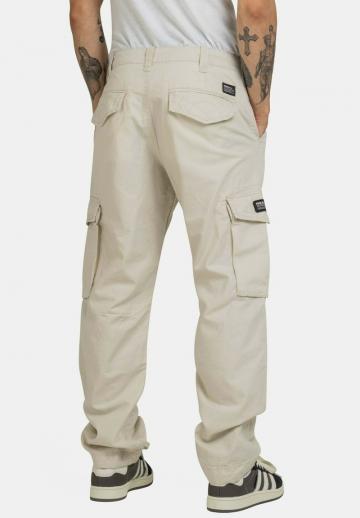 Брюки с накладными карманами