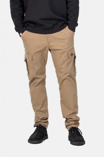 Брюки с накладными карманами