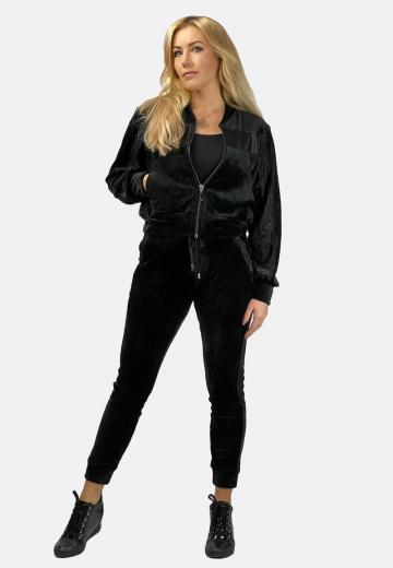 Спортивная куртка