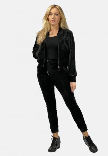 Спортивная куртка