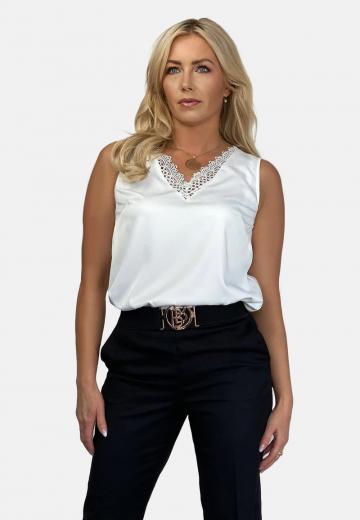 Блузка без рукавов