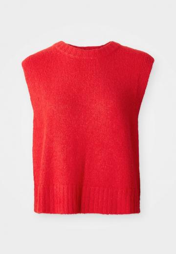 Пуловер без рукавов