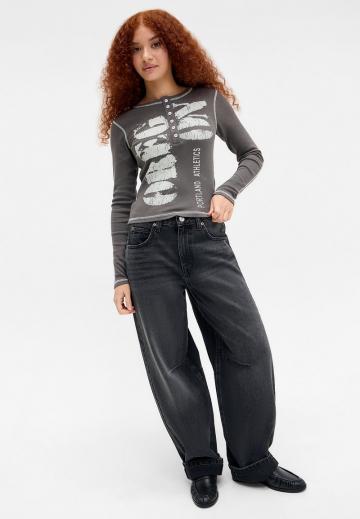 Прямые джинсы