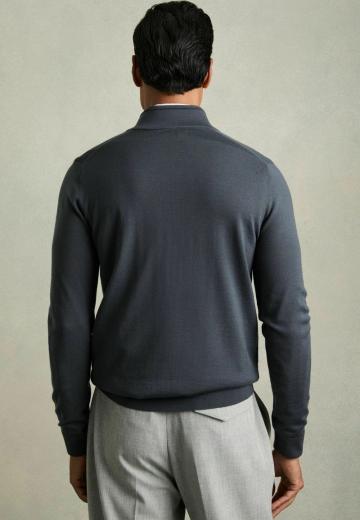 Вязаная кофта