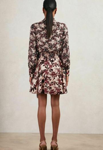 Короткое платье