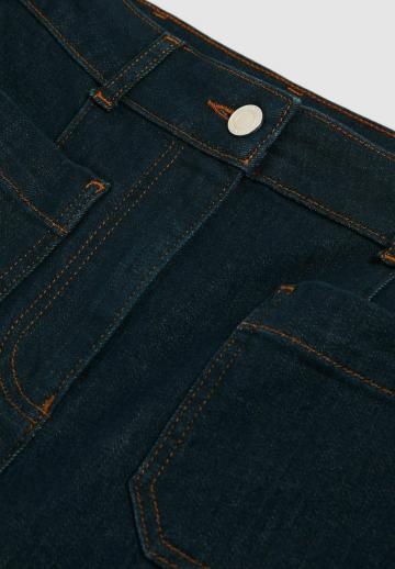 Клешеные джинсы