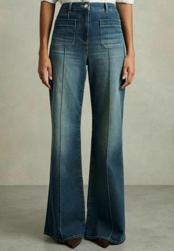 Клешеные джинсы