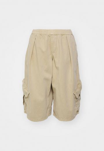 Юбка с накладными карманами