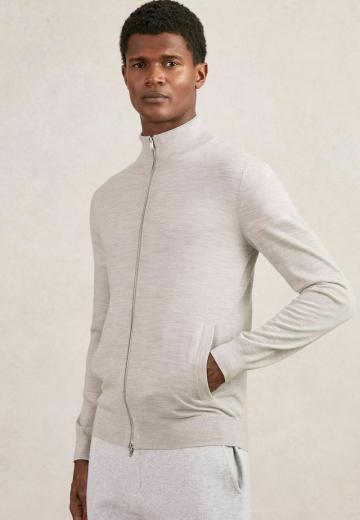 Вязаная кофта