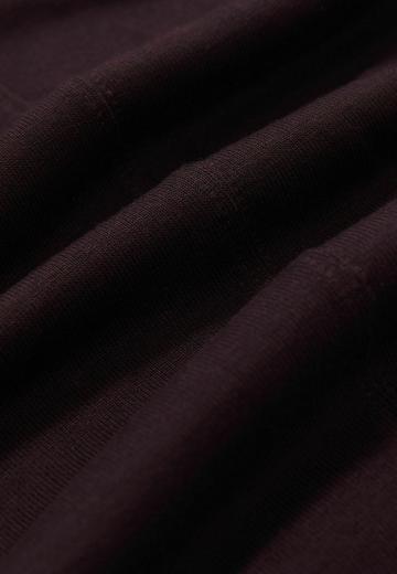 Пуловер с вырезом V