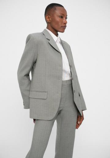 Длинный блейзер