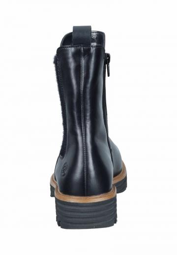 Зимние ботинки