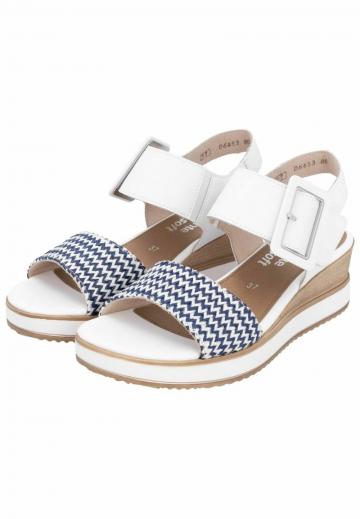 Босоножки на танкетке