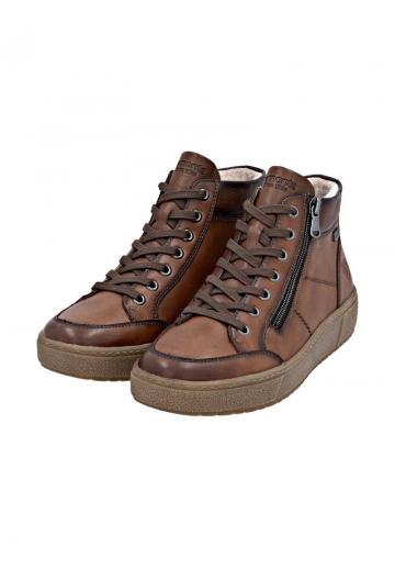 Зимние ботинки