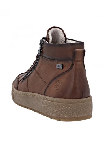 Зимние ботинки