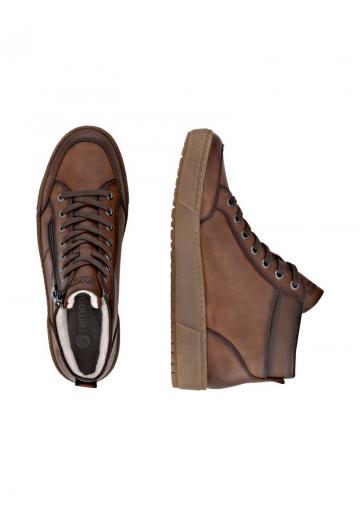 Зимние ботинки