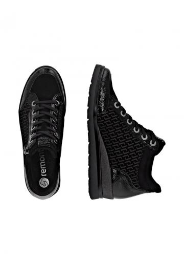 Сапожки на танкетке