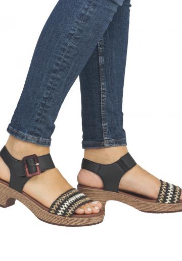 Босоножки на платформе