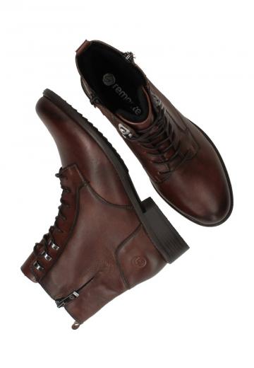 Ботинки на шнуровке