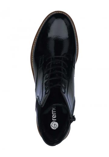 Ботинки на шнуровке