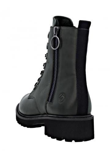 Ботинки на шнуровке