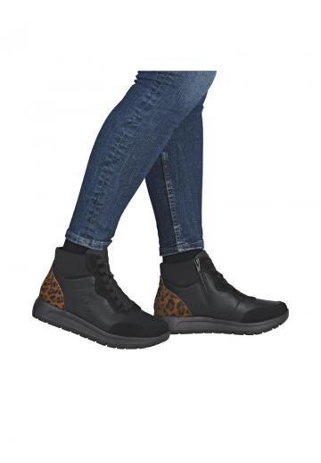 Широкие сапоги