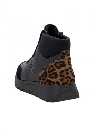 Широкие сапоги