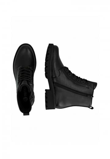 Ботинки на шнуровке