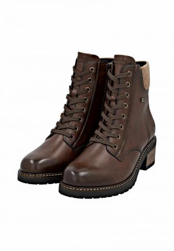 Ботинки на шнуровке