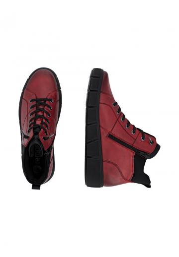 Зимние ботинки