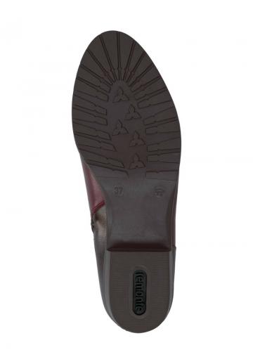 Ботинки на шнуровке