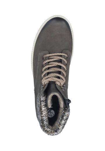 Ботинки на шнуровке