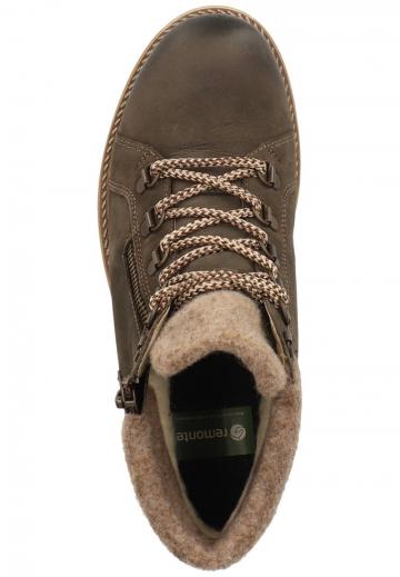 Зимние ботинки