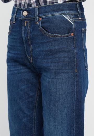 Свободные джинсы