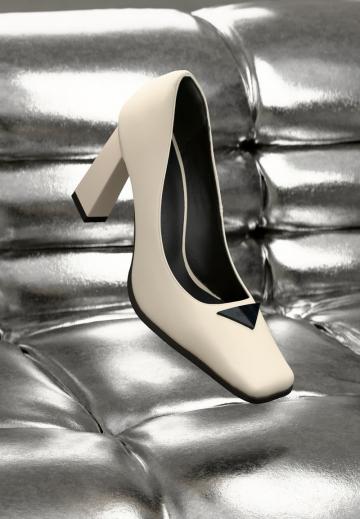 Туфли на высоком каблуке