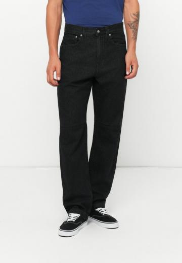 Свободные джинсы