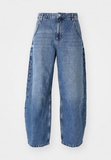 Свободные джинсы