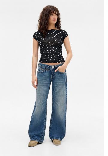 Прямые джинсы