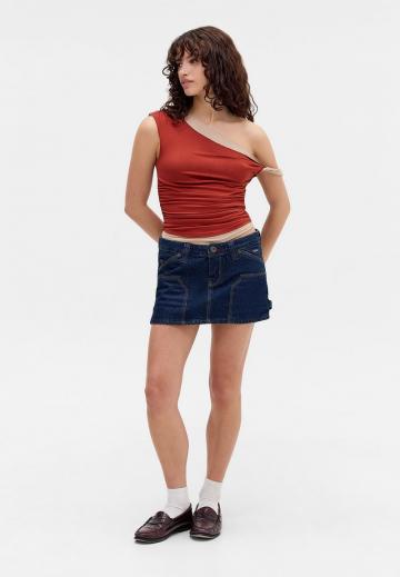 Юбка с накладными карманами