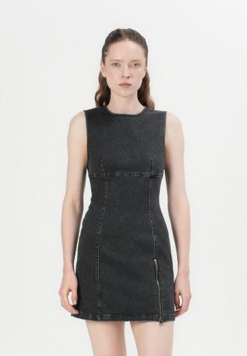 Джинсовое платье